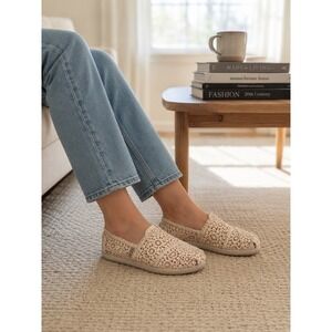 Skechers BOBS Crochet Slip-On Flats Beige Memory Foam Cottagecore Size 7.5 Boho